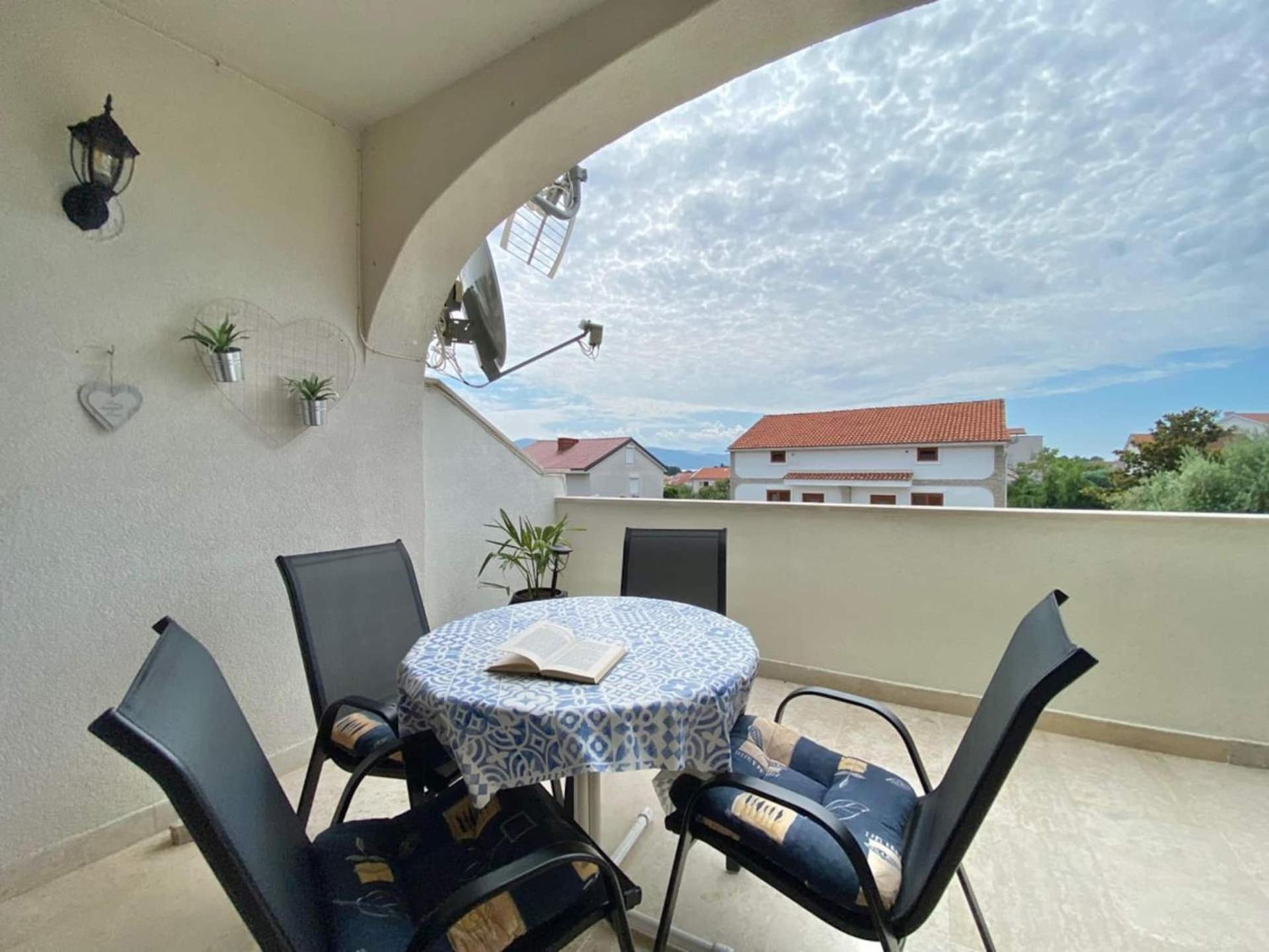 Apartments Xenia Krk Krk Town Dış mekan fotoğraf
